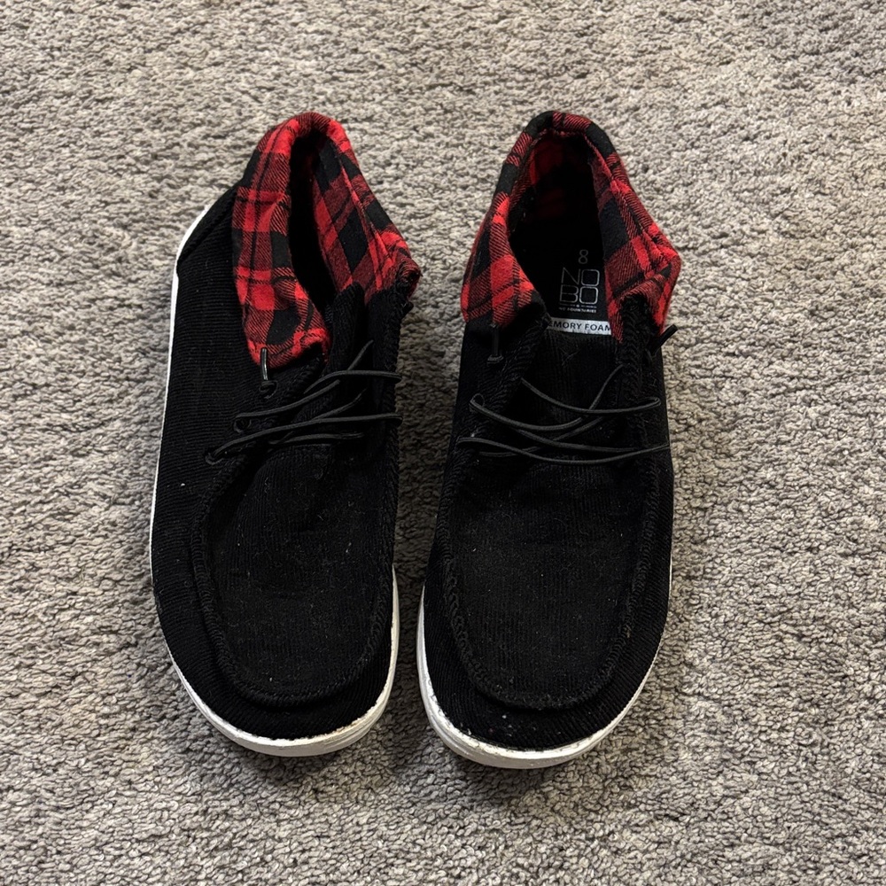 No Boundaries Black and Red Plaid Men's Loafers